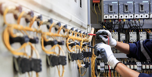Professional Electrician technician working in Leavenworth, WA